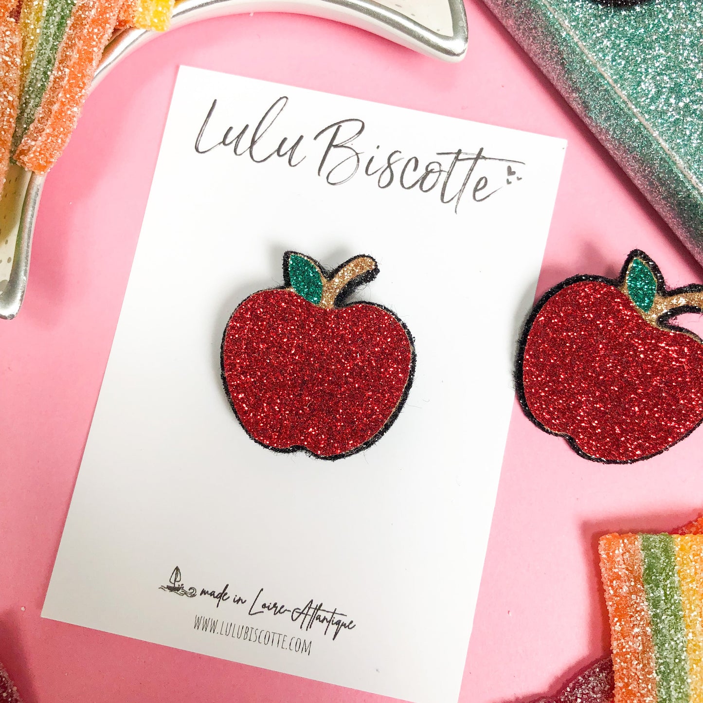 Broche pailletée "Pomme"
