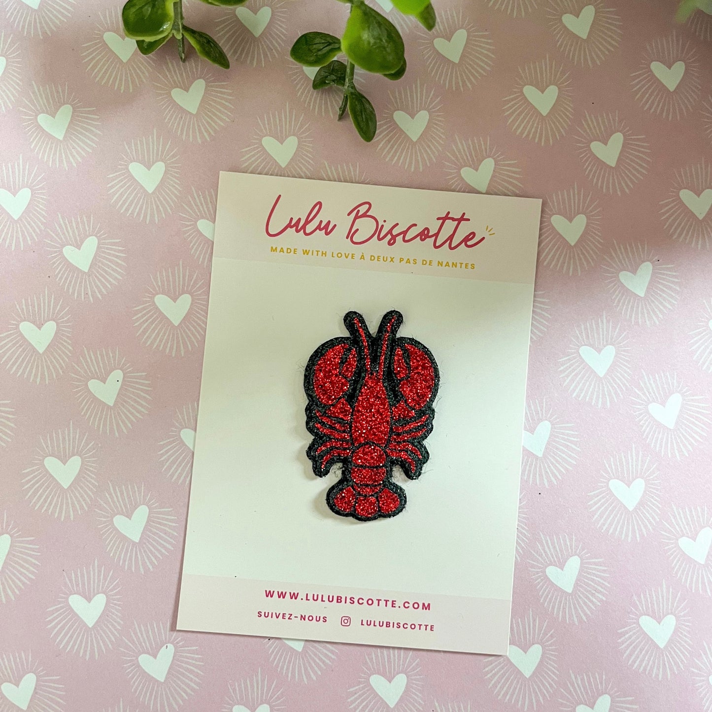 Broche pailletée "OMAR"