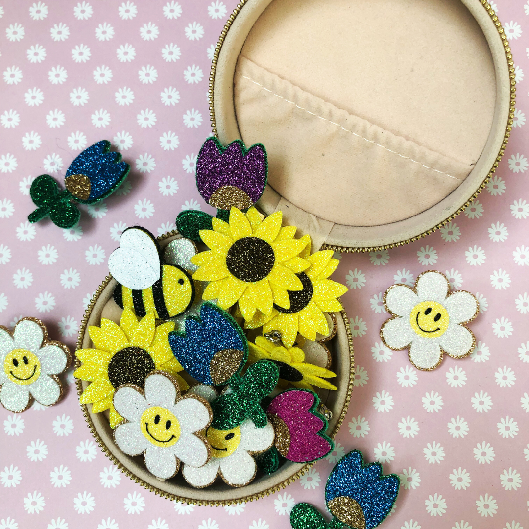 Broche pailletée "MIREILLE"