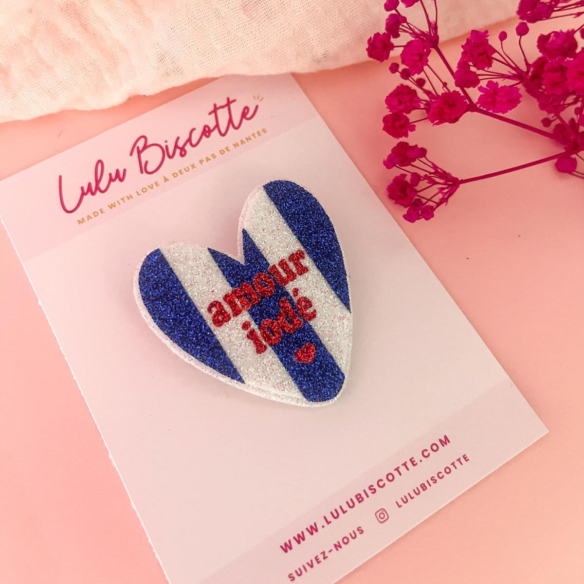 Broche pailletée "AMOUR IODE"