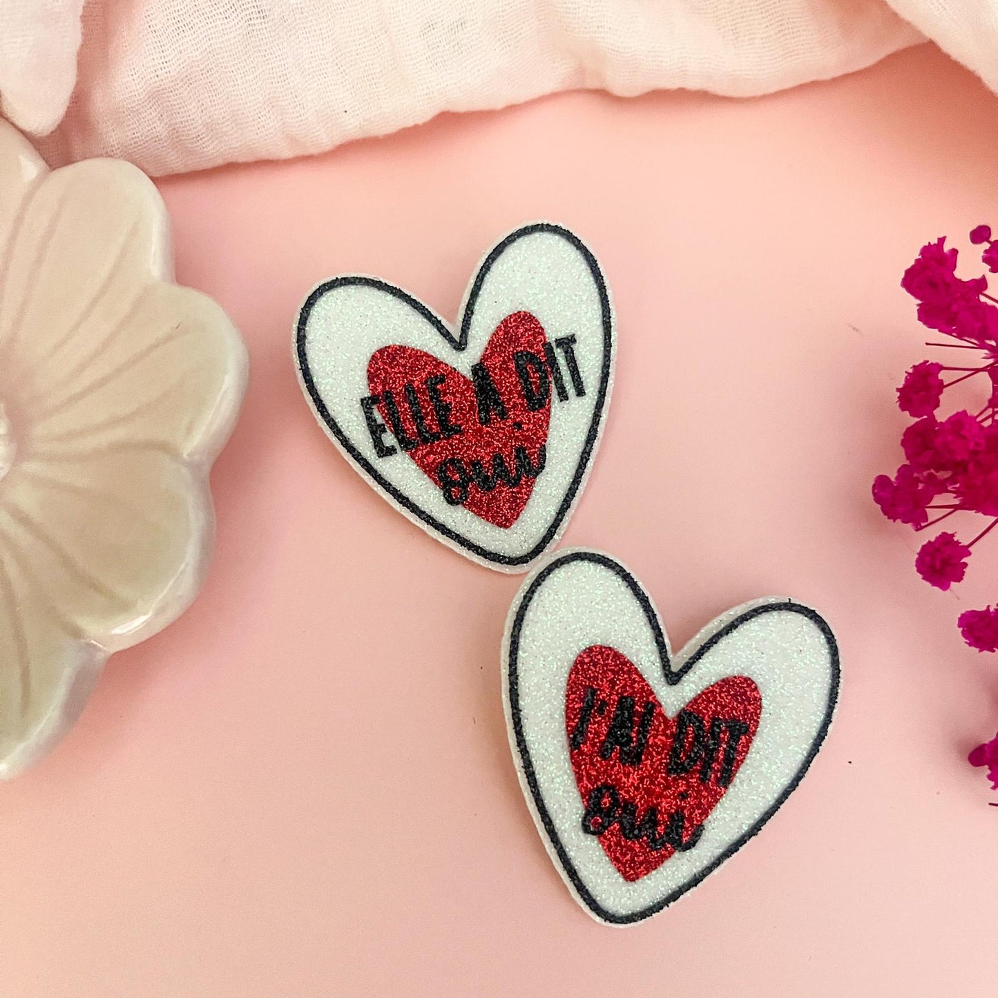 Broche pailletée "J'AI DIT OUI"