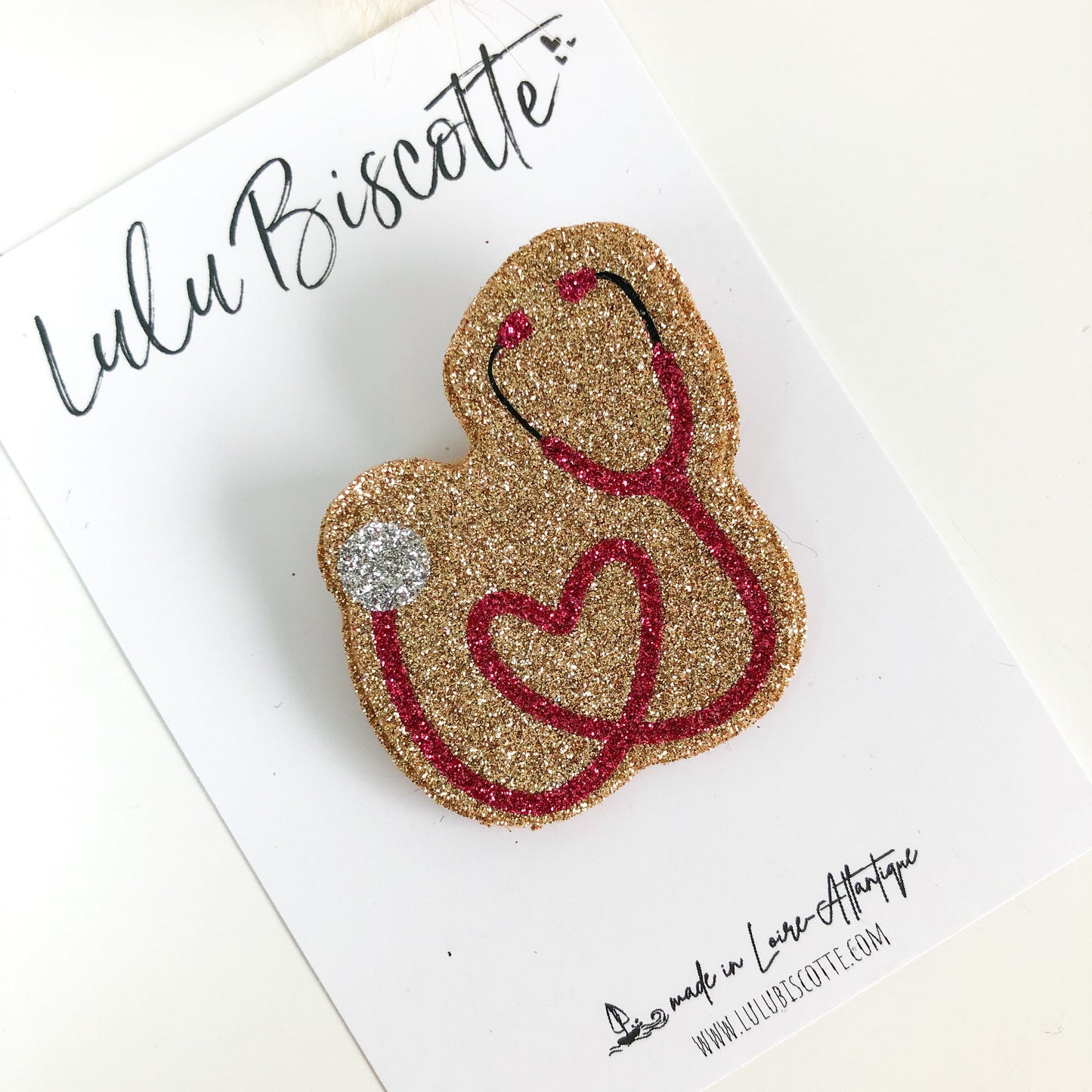 Broche pailletée "STETHO"