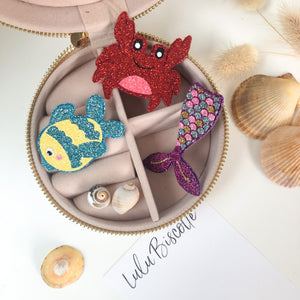 Broche pailletée "Ariel"
