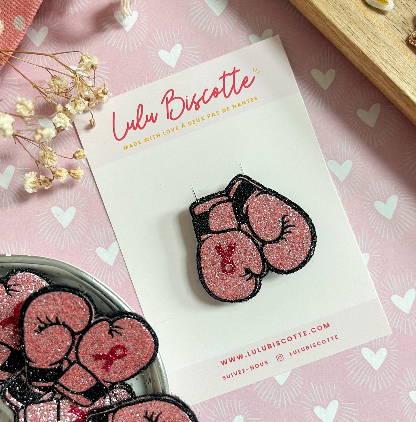 Broche pailletée "CARINE"