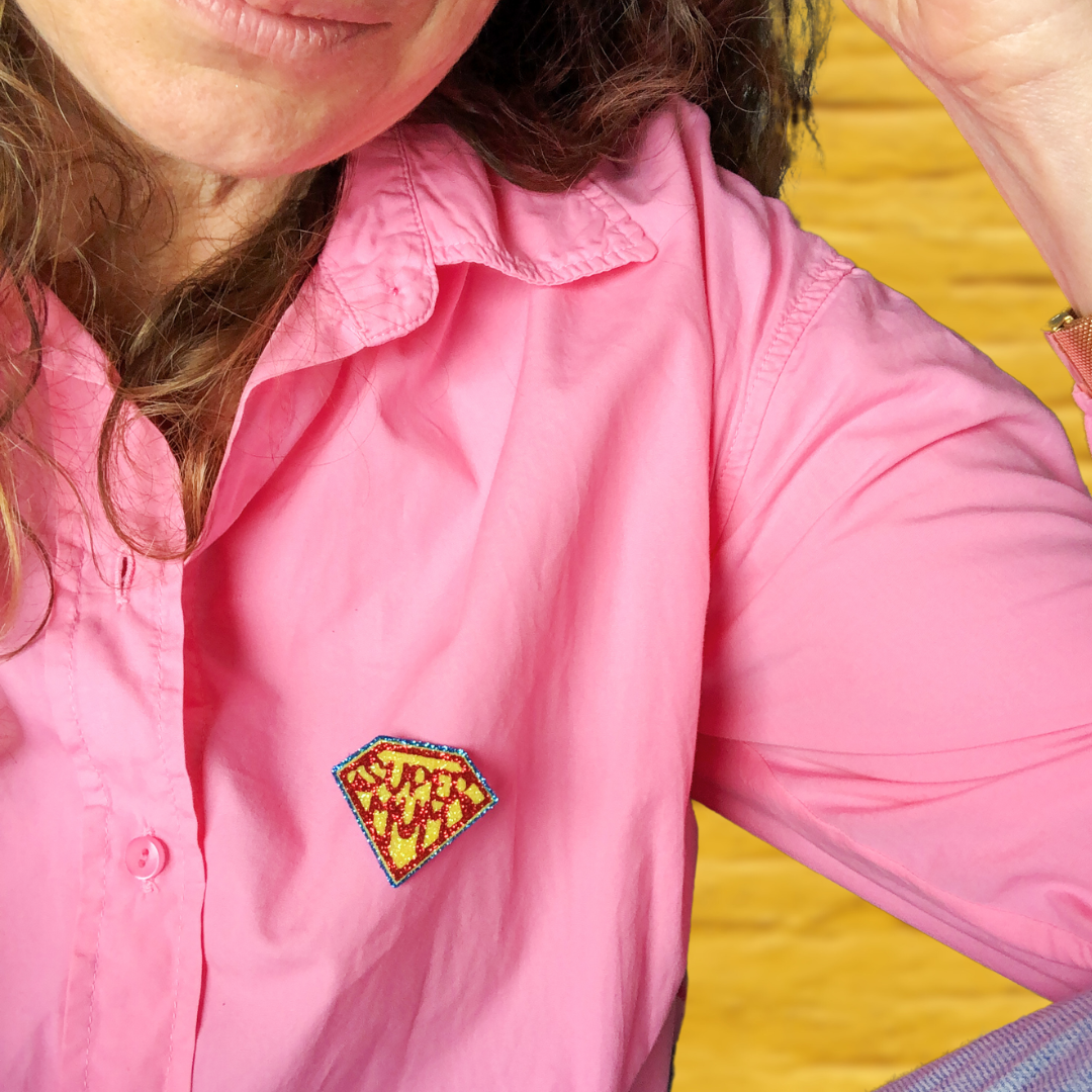 Broche pailletée "SUPERMUM"