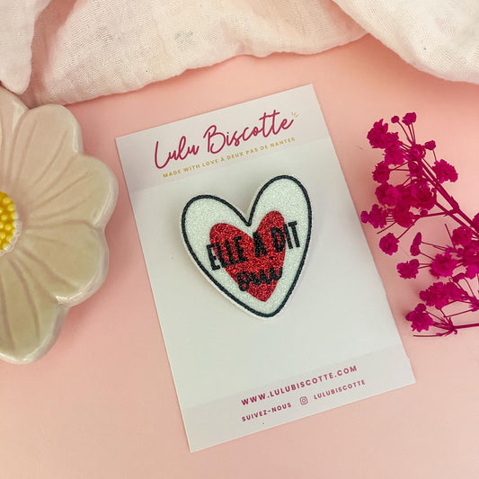 Broche pailletée "ELLE A DIT OUI"