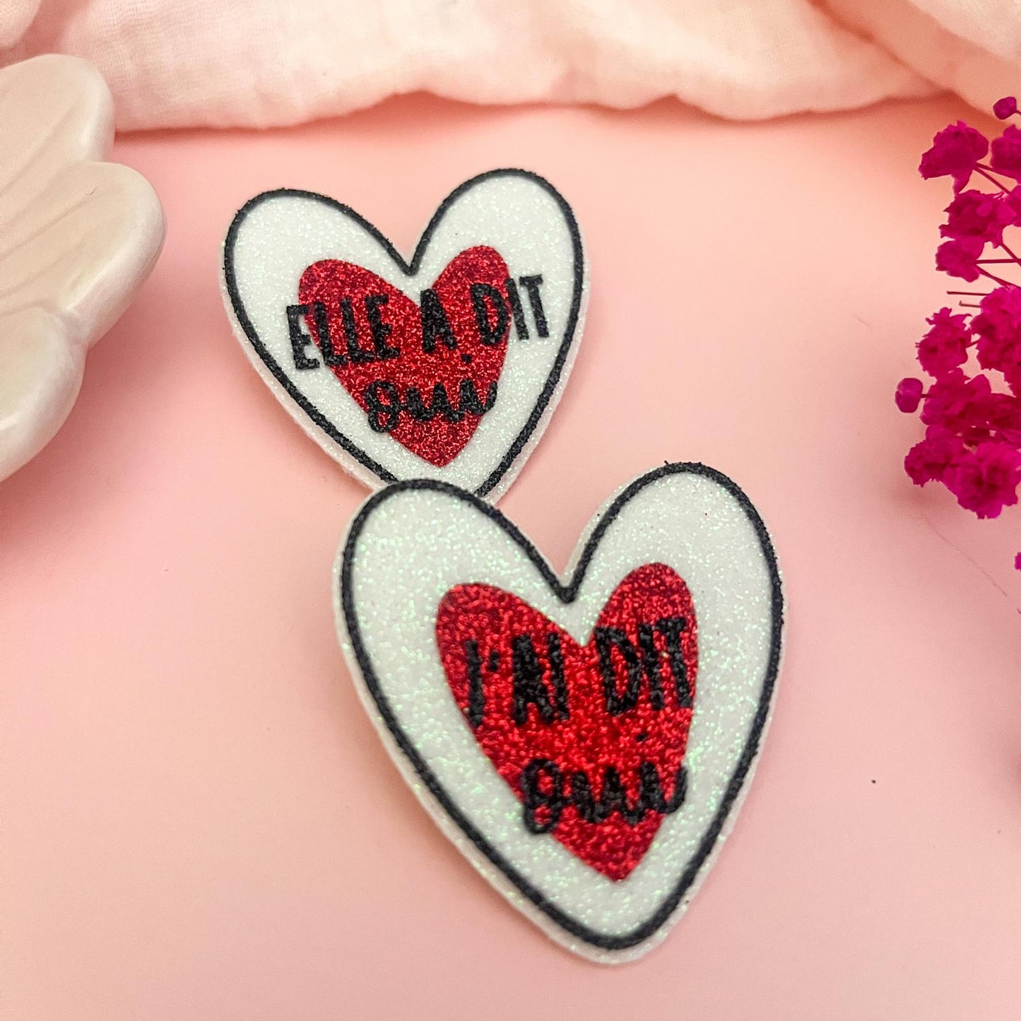 Broche pailletée "J'AI DIT OUI"