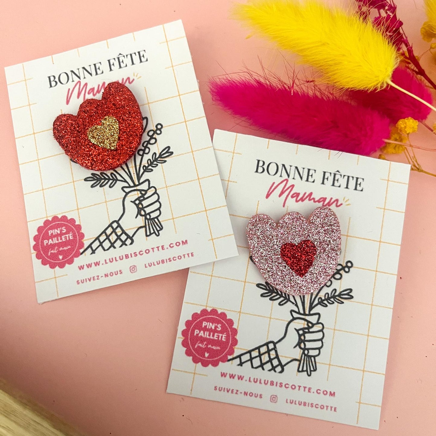 Pin's pailleté BONNE FÊTE MAMAN - Fleur rouge