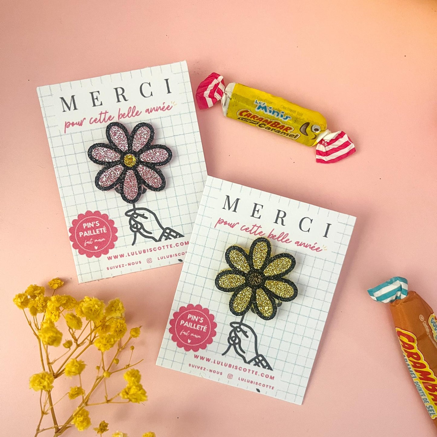 Pin's pailleté MERCI MAITRESSE - Fleur doré