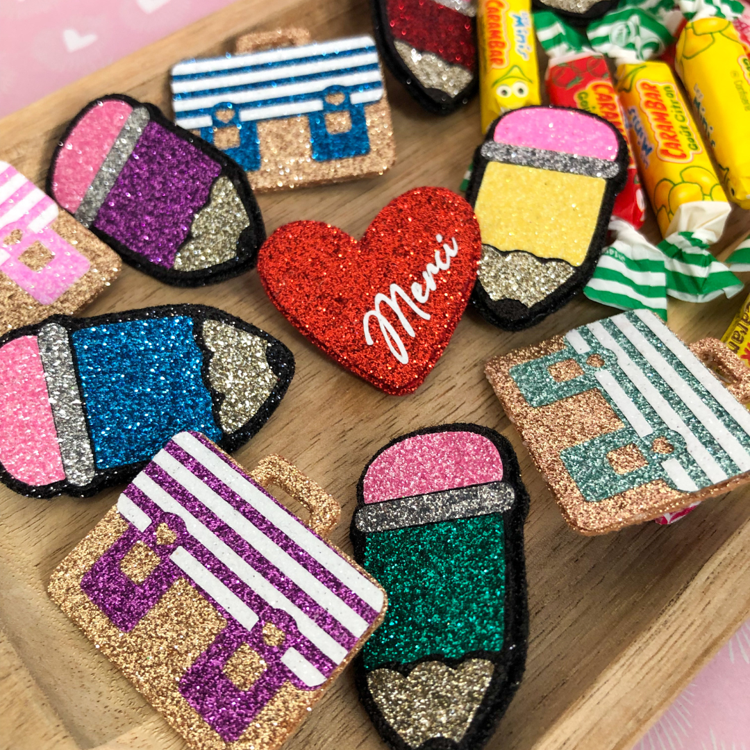 Broche pailletée "LEON"