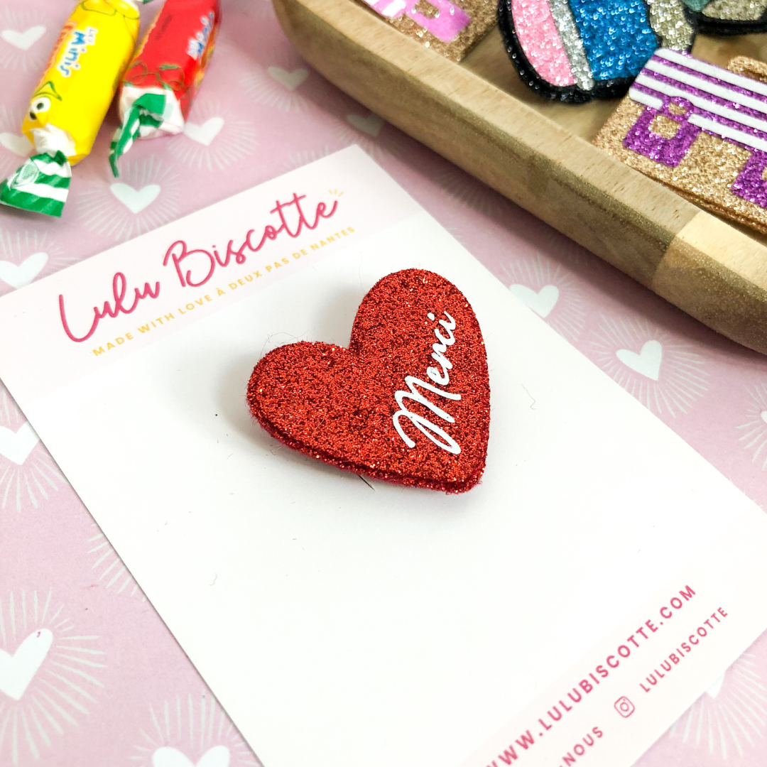 Broche pailletée "Merci"